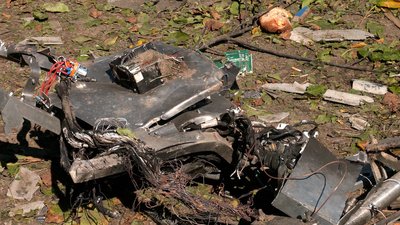 Атака на Чернігів: що розповіли очевидці атаки РФ на Чернігів, коли БпЛА пошкодив будинок Атака на Чернігів: що розповіли очевидці атаки РФ на Чернігів, коли БпЛА пошкодив будинок