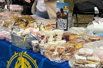 Збирають на квадроцикли і дрони: у Києві організували благодійний ярмарок Збирають на квадроцикли і дрони: у Києві організували благодійний ярмарок
