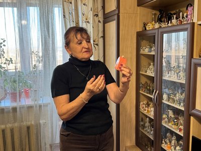 Найбільшу колекцію дзвіночків в Україні зібрала Ірина Колтакова з Глухова Найбільшу колекцію дзвіночків в Україні зібрала Ірина Колтакова з Глухова
