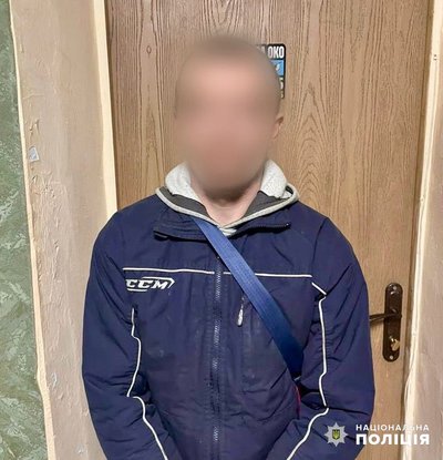 Вирішив привітати дружину приятеля: в Одесі чоловік запустив феєрверк в житловому кварталі — поліція