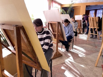 Реорганізація мистецького ліцею імені Русової у Полтаві: що чекає на вчителів та учнів Реорганізація мистецького ліцею імені Русової у Полтаві: що чекає на вчителів та учнів