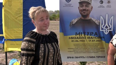 У громаді на Волині відкрили Алею слави в пам'ять про загиблих військових У громаді на Волині відкрили Алею слави в пам'ять про загиблих військових