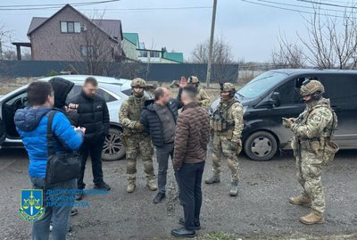 Атаки РФ, вибух у будинку, "мінування" лікарні, екстрені вимкнення світла. Головні новини Дніпра та області 3 лютого Атаки РФ, вибух у будинку, "мінування" лікарні, екстрені вимкнення світла. Головні новини Дніпра та області 3 лютого