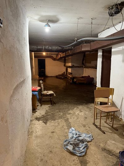 Де ховатися у Чернівцях під час повітряної тривоги та в якому стані укриття Де ховатися у Чернівцях під час повітряної тривоги та в якому стані укриття