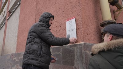 “Стріткод. Історія на кожному кроці”: у Вінниці встановлюють інформаційні таблички про місцевих діячів “Стріткод. Історія на кожному кроці”: у Вінниці встановлюють інформаційні таблички про місцевих діячів