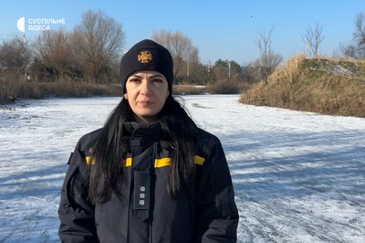"Такої зими в нас давно не було": як озеро в Ізмаїлі перетворилося на льодову ковзанку "Такої зими в нас давно не було": як озеро в Ізмаїлі перетворилося на льодову ковзанку