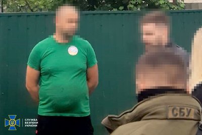 СБУ затримала жителя Слов'янська, якого підозрюють в шпигунстві на користь РФ СБУ затримала жителя Слов'янська, якого підозрюють в шпигунстві на користь РФ