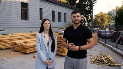 Дерев’яне мережево відновлює сторічні будівлі у Чернігові Дерев’яне мережево відновлює сторічні будівлі у Чернігові