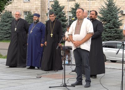 Молилися за мир: у Черкасах відбулося міжконфесійне віче