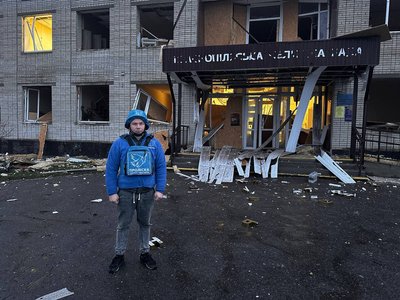 Евакуація "під ключ": як "Проліска" вивозить людей із прикордоння Сумщини
