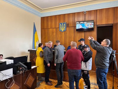 Справа про вбивство Даниїла Бельченка: на суді у Житомирі допитали свідків та досліджували кулю Справа про вбивство Даниїла Бельченка: на суді у Житомирі допитали свідків та досліджували кулю