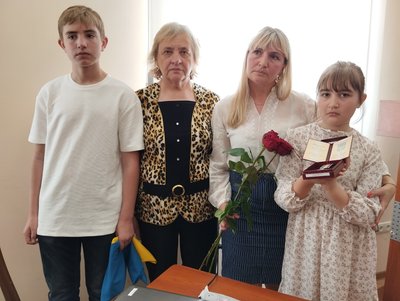 Рідним захисників з Полтави вручили державні нагороди у День морської піхоти Рідним захисників з Полтави вручили державні нагороди у День морської піхоти