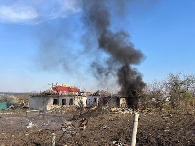 Війська РФ вдарили по Купʼянську 19 квітня: постраждали п’ятеро людей, зруйновані будинки Війська РФ вдарили по Купʼянську 19 квітня: постраждали п’ятеро людей, зруйновані будинки