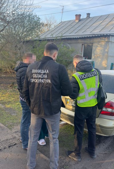 На Вінниччині викрили лікарів, яких підозрюють у схемах з ухилення від мобілізації На Вінниччині викрили лікарів, яких підозрюють у схемах з ухилення від мобілізації