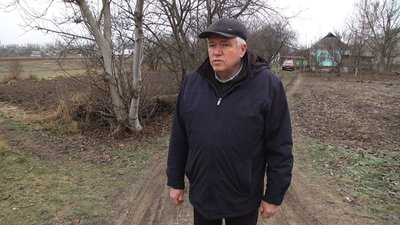 "Налякалися всі добряче": ліквідація наслідків нічної атаки "шахедів" на Хмельниччині 23 грудня "Налякалися всі добряче": ліквідація наслідків нічної атаки "шахедів" на Хмельниччині 23 грудня