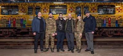 У столичній підземці до річниці створення Нацгвардії запустили патріотичний потяг У столичній підземці до річниці створення Нацгвардії запустили патріотичний потяг