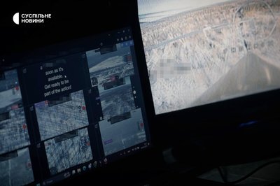Серіал «Дрони-камікадзе» від розслідувачів Суспільного: зброя, що змінює хід війни Серіал «Дрони-камікадзе» від розслідувачів Суспільного: зброя, що змінює хід війни