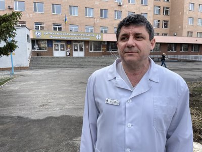 «Не могла стати на ногу»: як почувається Поліна Андрусенко, на яку впав у Полтаві світлофор «Не могла стати на ногу»: як почувається Поліна Андрусенко, на яку впав у Полтаві світлофор