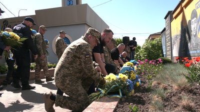 12 років "Азову": спогади рідних загиблих бійців підрозділу 12 років "Азову": спогади рідних загиблих бійців підрозділу