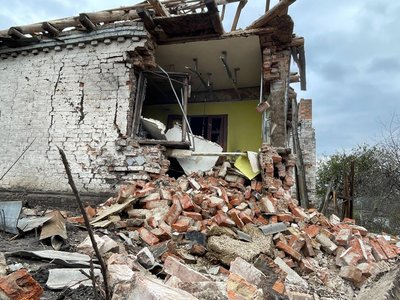 "Боже, де ми тепер будемо жити": репортаж з будинку, що став епіцентром влучання ударного дрона "Боже, де ми тепер будемо жити": репортаж з будинку, що став епіцентром влучання ударного дрона