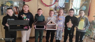 Із пластикових пляшок і 3D-макетів — до конкурсу годівничок у Житомирі долучилися понад 100 учасників Із пластикових пляшок і 3D-макетів — до конкурсу годівничок у Житомирі долучилися понад 100 учасників