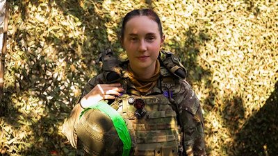 "Було розуміння: так чи інакше я опинюся в армії" — професійна стрільчиня, яка стала операторкою дронів у 25 ОПДБр "Було розуміння: так чи інакше я опинюся в армії" — професійна стрільчиня, яка стала операторкою дронів у 25 ОПДБр