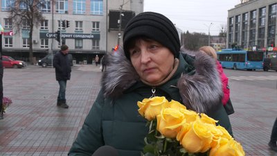 З військовими Романом Мосійчуком та Павлом Пікулою попрощалися у Рівному З військовими Романом Мосійчуком та Павлом Пікулою попрощалися у Рівному