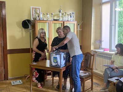 Любов Ревусь стала секретаркою Зорянської сільради на Рівненщині Любов Ревусь стала секретаркою Зорянської сільради на Рівненщині