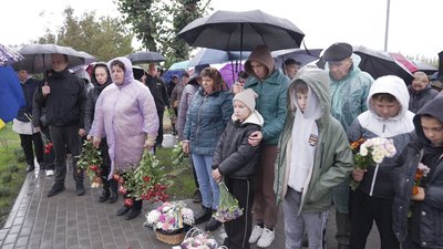 У селі на Вінниччині відкрили Алею слави на честь загиблих земляків У селі на Вінниччині відкрили Алею слави на честь загиблих земляків