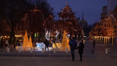 "Бажання одне — щоб був мир і всі повернулися живими". Про що мріють жителі Дніпра у 2026 році