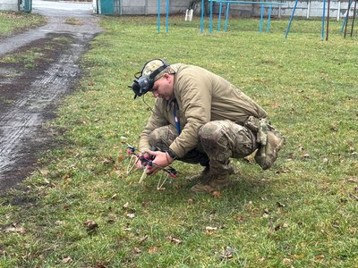 У селі Красівка Бердичівської громади провели вишкіл із тактики ведення бою У селі Красівка Бердичівської громади провели вишкіл із тактики ведення бою
