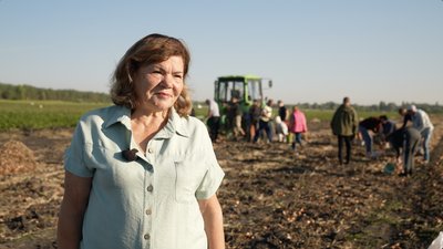 Допомагають фермерам Допомагають фермерам