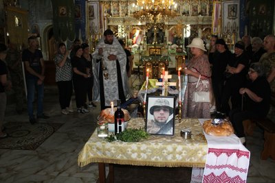 На Закарпатті попрощалися із полеглим захисником Василем Герасимчуком На Закарпатті попрощалися із полеглим захисником Василем Герасимчуком