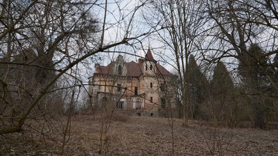 Садиба Рея, село Приозерне, Рогатинська громада, Івано-Франківщина Садиба Рея, село Приозерне, Рогатинська громада, Івано-Франківщина