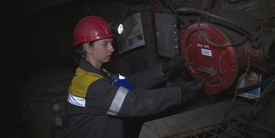 Попри блекаути, атаки РФ та нестачу кадрів. Як працює одна з шахт на Дніпропетровщині Попри блекаути, атаки РФ та нестачу кадрів. Як працює одна з шахт на Дніпропетровщині