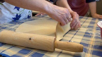 Не в сезон: як на Рівненщині готують вареники з чорницями упродовж усього року Не в сезон: як на Рівненщині готують вареники з чорницями упродовж усього року