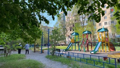 РФ атакувала безпілотником Камʼянське: що відбувається на місці події РФ атакувала безпілотником Камʼянське: що відбувається на місці події
