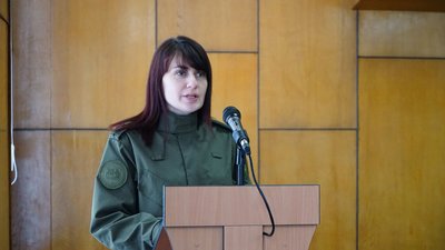 161 тисяча прокурору і 129 — директору театру. Премії правоохоронців та посадовців Чернігівщини у грудні 2024 року 161 тисяча прокурору і 129 — директору театру. Премії правоохоронців та посадовців Чернігівщини у грудні 2024 року