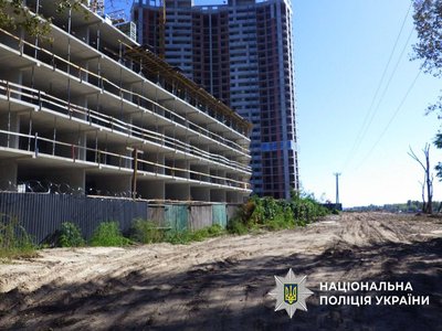 На території заказника Горбачиха у Києві почали вирубку дерев — активіст На території заказника Горбачиха у Києві почали вирубку дерев — активіст