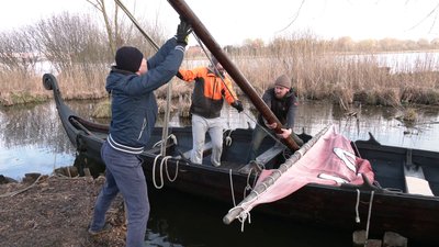 Дракар на воді: на Оствиці в Рівному відкрили шостий сезон прогулянок на човнах Дракар на воді: на Оствиці в Рівному відкрили шостий сезон прогулянок на човнах