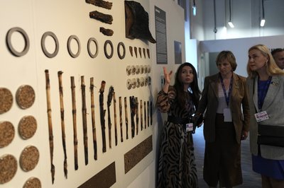 Кадрі Сімсон в українському павільйоні на кліматичному саміті COP28 Кадрі Сімсон в українському павільйоні на кліматичному саміті COP28