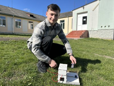 Ліцеїст із Рівненщини створив модульну систему "розумного дому", якою можна керувати з будь-якої точки світу
