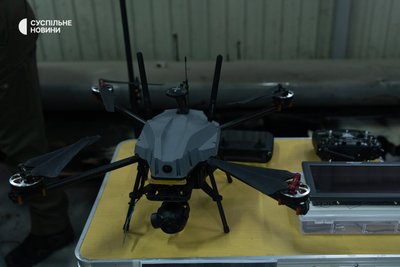 Дрон "Птах" української розробки на презентації Дрон "Птах" української розробки на презентації