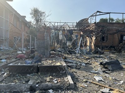 Сім годин гасили пожежу: перші свідчення рятувальника про обстріл 6 червня у Кременчуцькому районі Сім годин гасили пожежу: перші свідчення рятувальника про обстріл 6 червня у Кременчуцькому районі