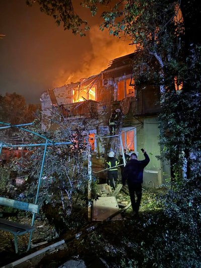 Під ранок армія РФ атакувала південь Одещини дронами: є загиблі та травмовані, пошкоджені будинки Під ранок армія РФ атакувала південь Одещини дронами: є загиблі та травмовані, пошкоджені будинки