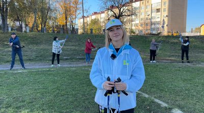 “Вікових обмежень немає: як у Сарнах на Рівненщині проходять тренування зі скандинавської ходьби “Вікових обмежень немає: як у Сарнах на Рівненщині проходять тренування зі скандинавської ходьби