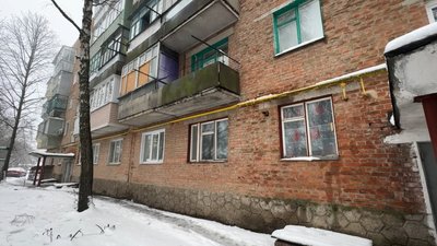 "Такий сморід стоїть, що не передати!": підвал багатоповерхівки у Прилуках затоплює нечистотами. Як розв'язати проблему? "Такий сморід стоїть, що не передати!": підвал багатоповерхівки у Прилуках затоплює нечистотами. Як розв'язати проблему?