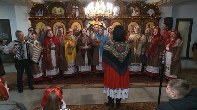 Благодійний фестиваль колядок та щедрівок провели у Рівному Благодійний фестиваль колядок та щедрівок провели у Рівному