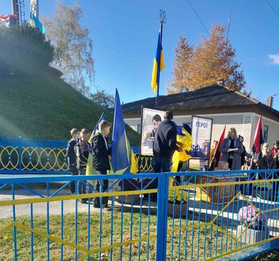 Алея пам‘яті, вшанування бійця Алея пам‘яті, вшанування бійця