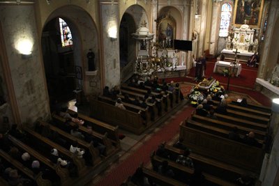 В Ужгороді попрощалися із найстарішим жителем області 106-річним Миколою Деревляником В Ужгороді попрощалися із найстарішим жителем області 106-річним Миколою Деревляником